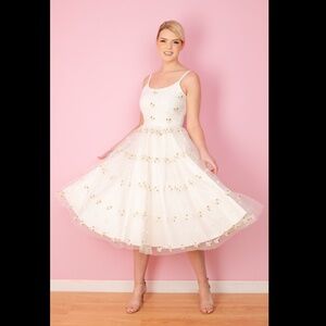 PRISCILLA DAISY PROM DRESS from The Pretty Dress Company